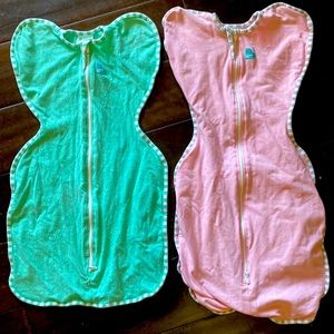 Love to dream swaddles. Great condition. Teal one has pen marks from washer